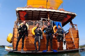 Boat PADI Diving Courses in Hong Kong